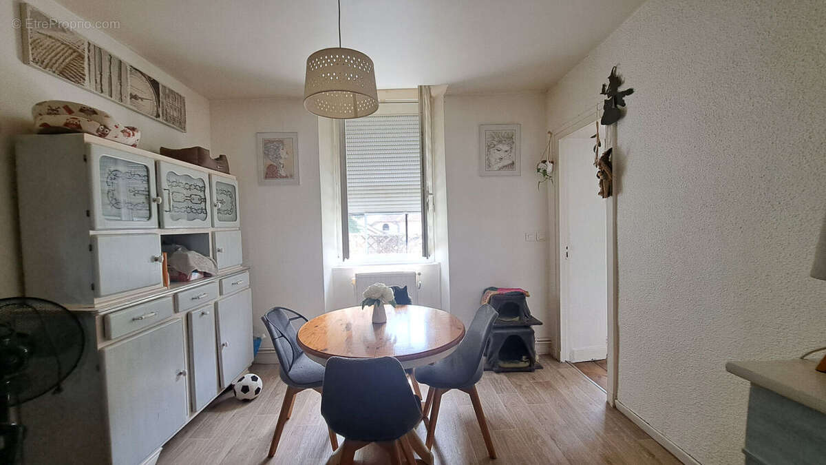 Appartement à ARTIX