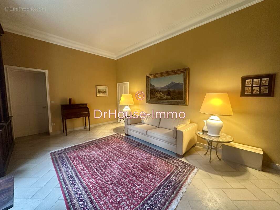 Maison à CHATILLON-SAINT-JEAN