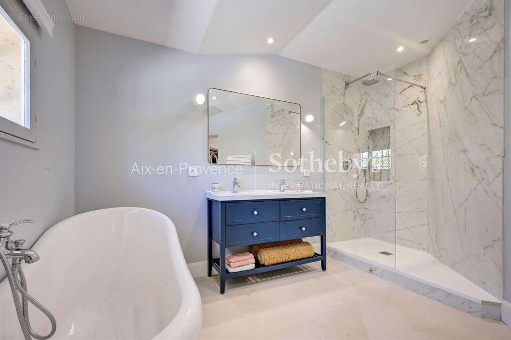 Maison à AIX-EN-PROVENCE