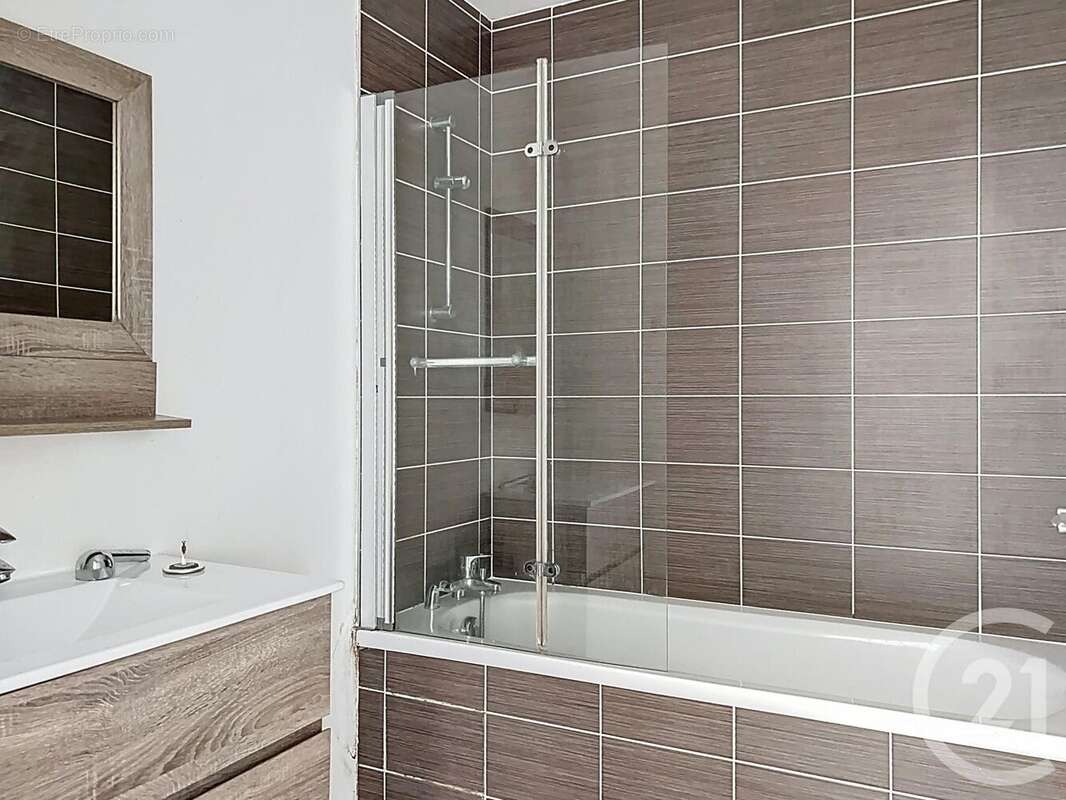 Appartement 68 m² à Epinal  - photo 5