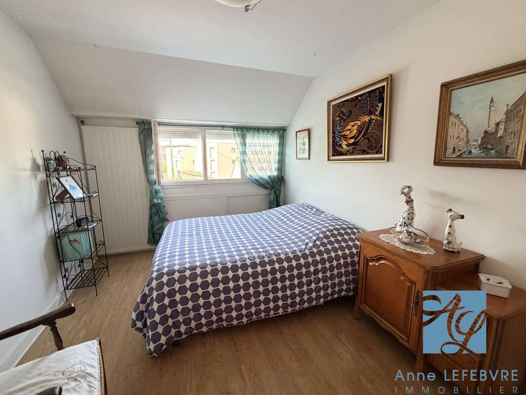 Exclusivité ! maison de 6 pièces avec garage et jardin - photo 21