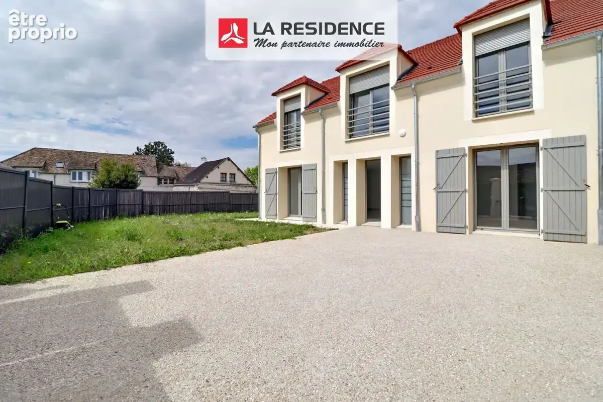 Maison 7 pièces 158 m² à vendre à Breval (78980) - photo 2