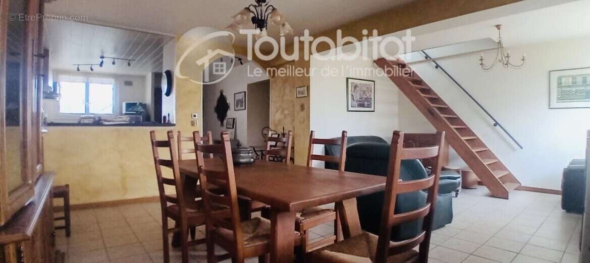 Maison à CHARLEVILLE-MEZIERES