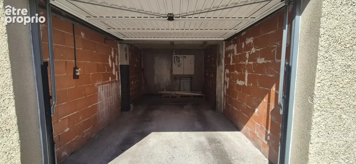 Grand appartement T5 lumineux de 90 m2 avec balcon, garage et cave - Résidence calme au bord de la Dorne - photo 12