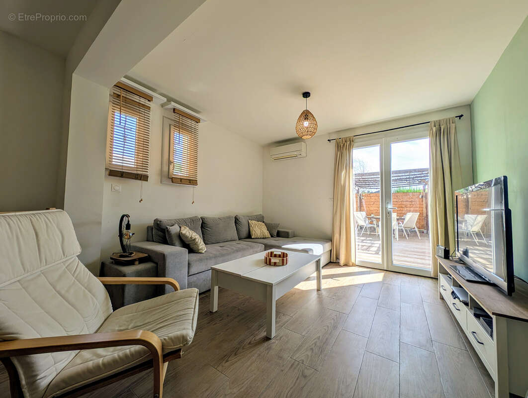 Maison à LEZIGNAN-CORBIERES