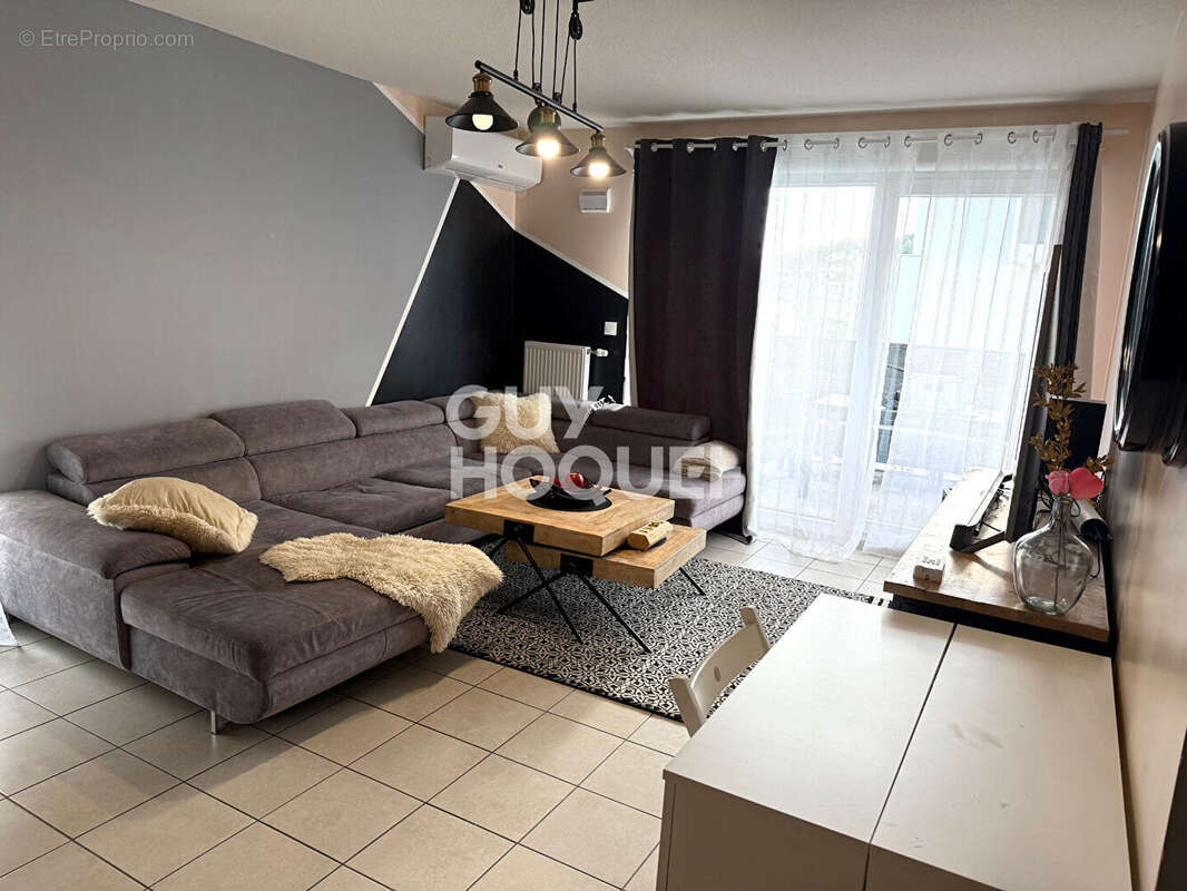 Appartement à GIVORS