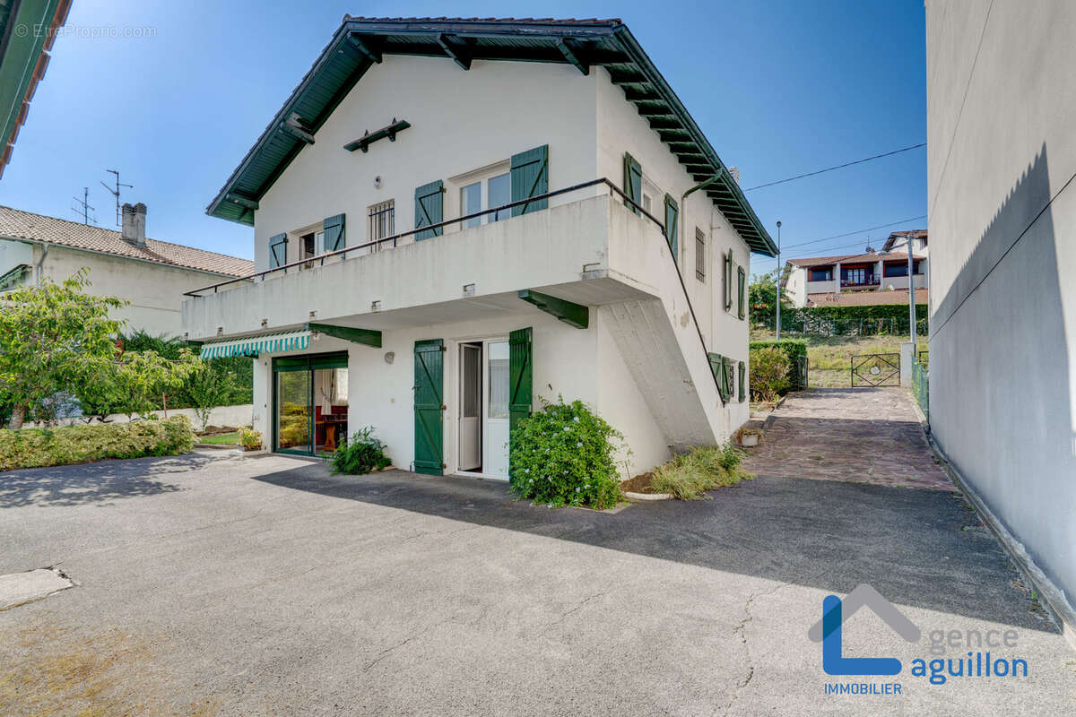 Hendaye  belle maison  de 151 m2 avec fort potentiel - photo 2