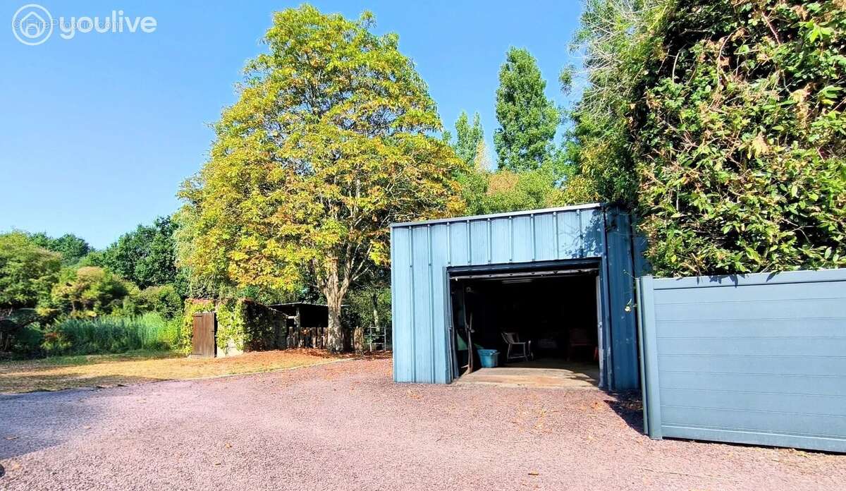 Longère rénovée – parc paysager de 3 900 m² – étang – calme absolu - photo 39