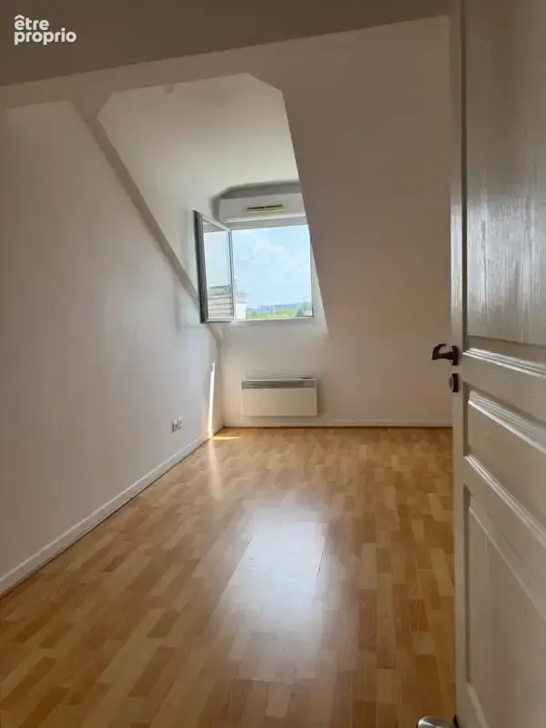 Le perreux-sur-marne – vue exceptionnelle sur la marne – 2 min rer a – 4 pièces 75 m² – dernier étage – ascenseur – balcons – pa - photo 4