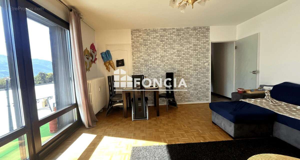 Appartement à FRONTENEX