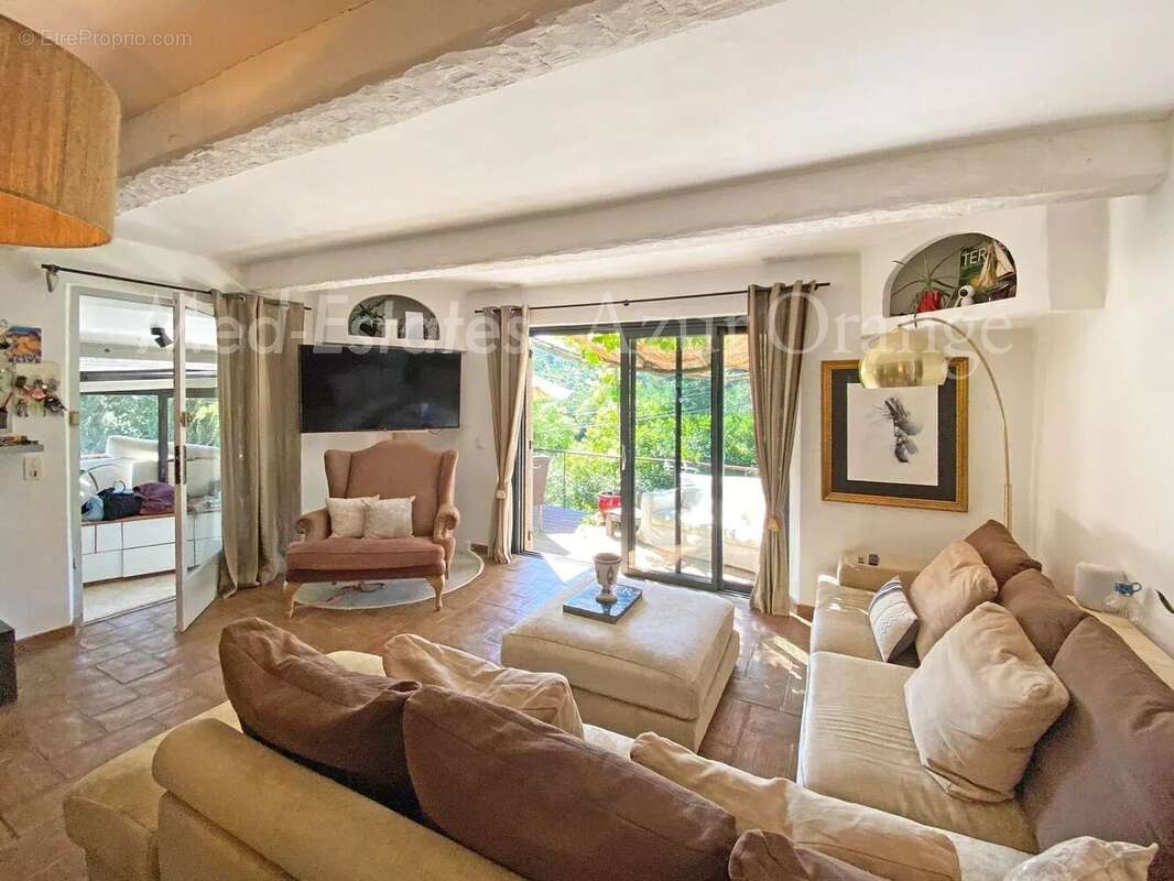 Maison à LA GARDE-FREINET