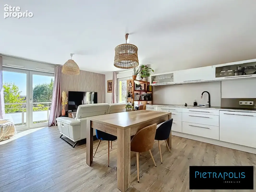 Appartement 3 pièces 67 m² à vendre à Anse (69480) - photo 2
