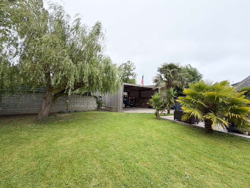 Maison familiale avec grand garage, carport et jardin - photo 7