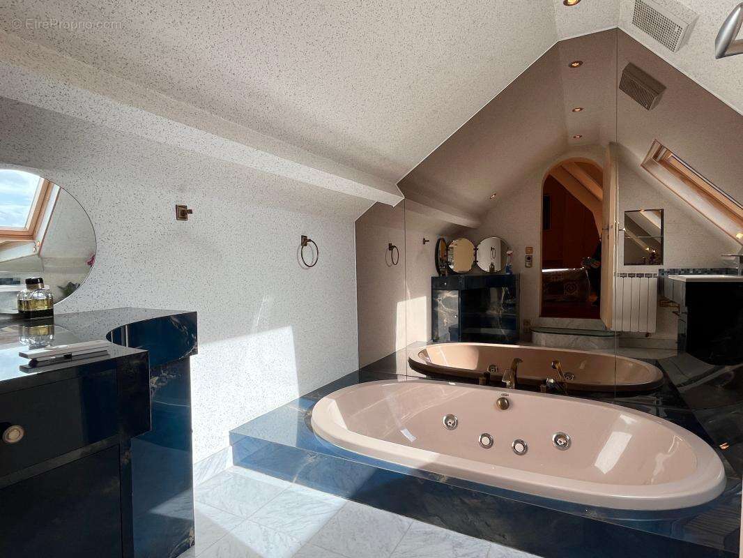 Maison à SAINT-DENIS-EN-VAL