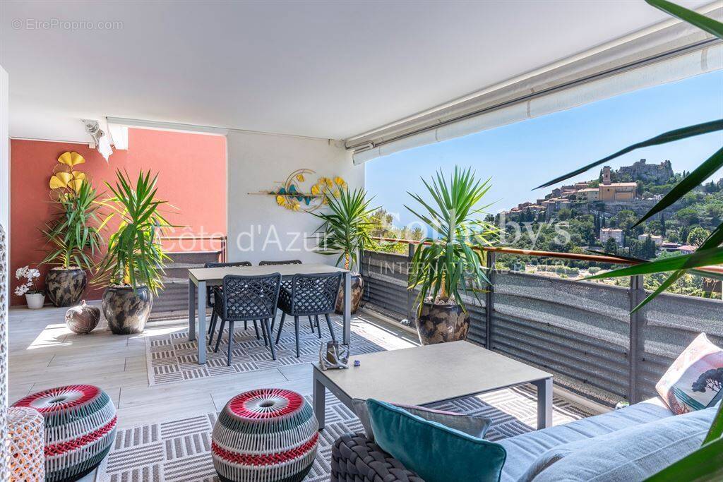 Appartement à EZE