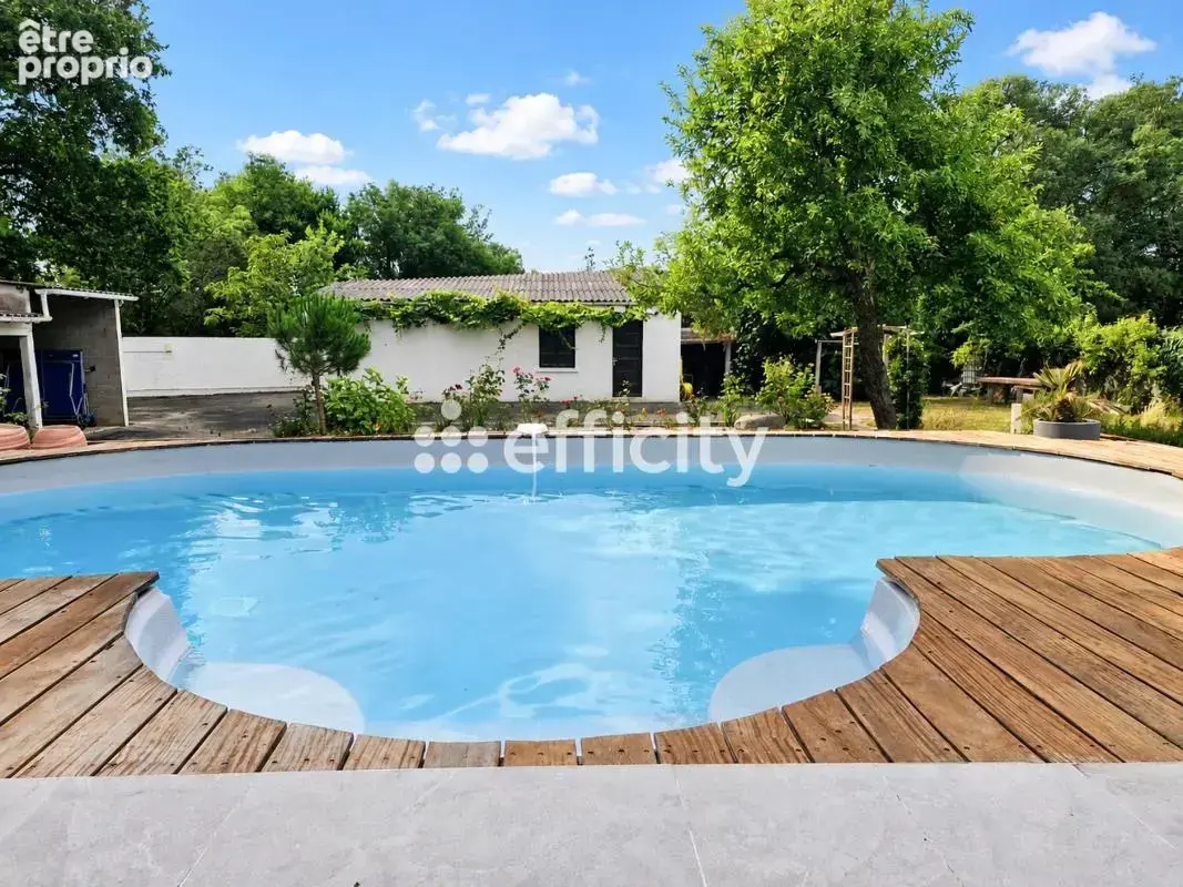 Maison 180 m² à Basse-Goulaine  - photo 3