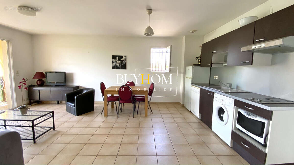 Appartement 48 m² à L'isle-Sur-La-Sorgue  - photo 3