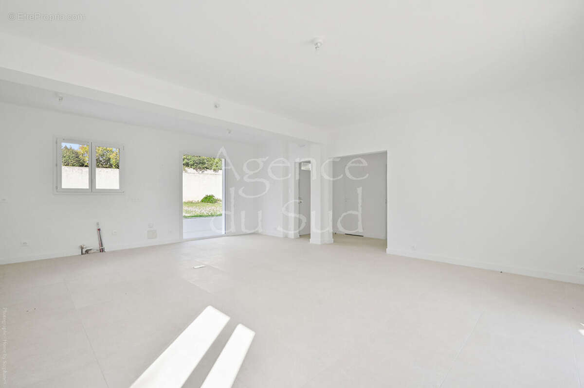 Maison à CARNOUX-EN-PROVENCE