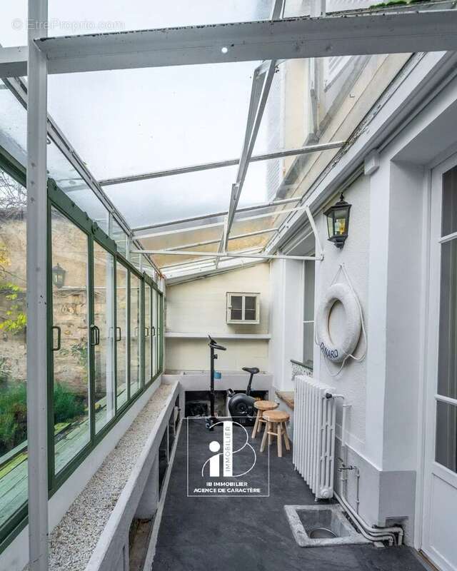 Maison à FONTAINEBLEAU