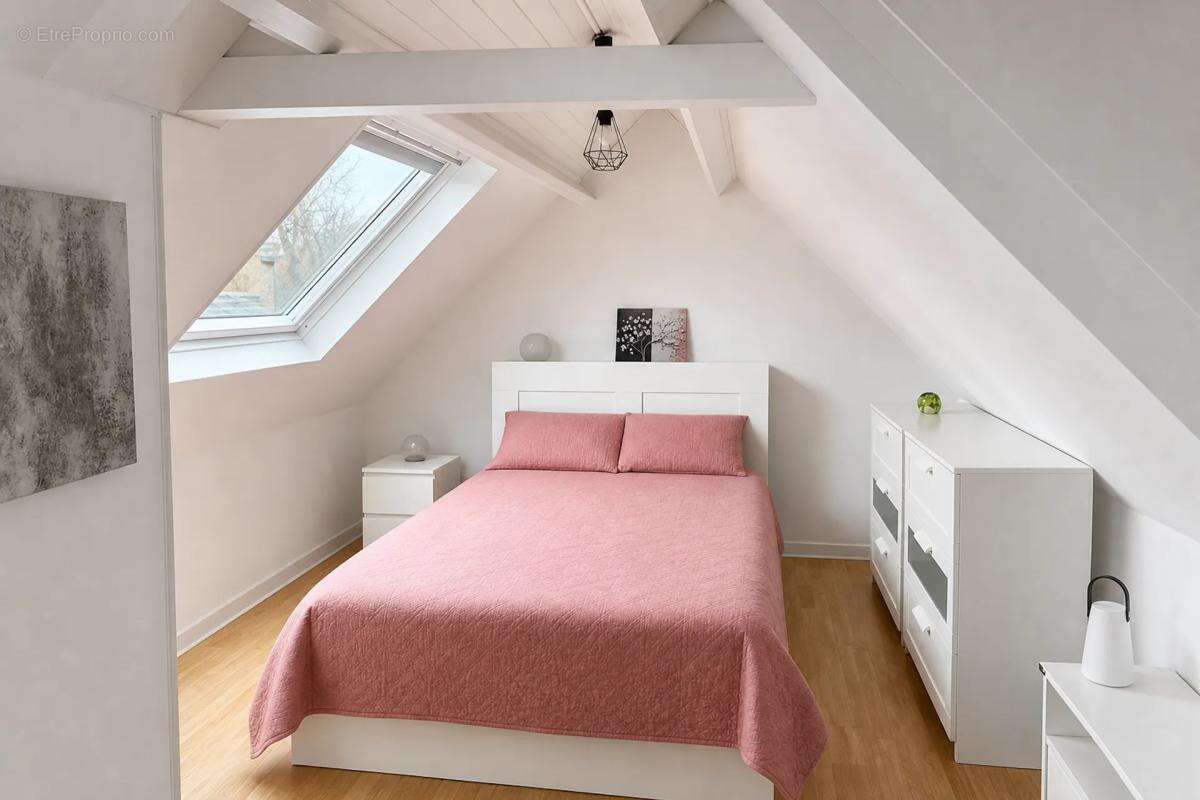 Spacieuse maison 7 pièces à Savigny-le-Temple - photo 9