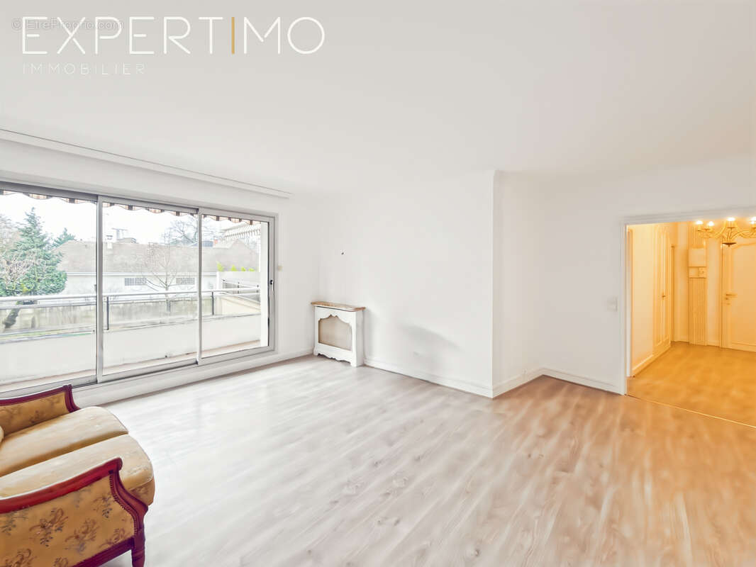 Appartement à SAINT-GRATIEN
