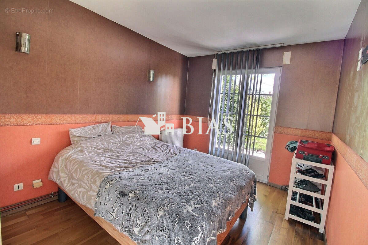 Maison à BOURG-ACHARD