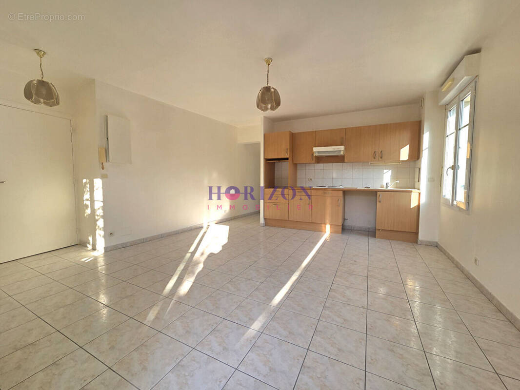 Appartement à LA CHAPELLE-EN-SERVAL