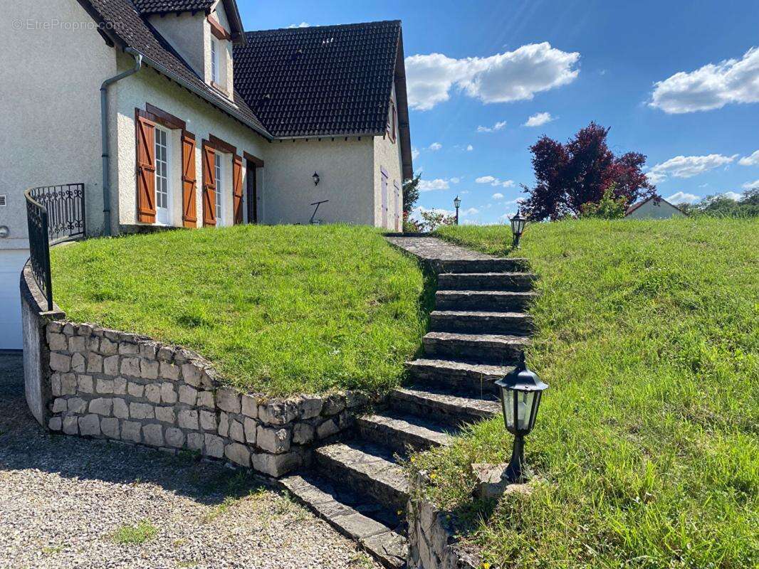 1h15 de paris - a vendre spacieuse maison 8 pieces, sous-sol, piscine, terrain 4350  m² - photo 17