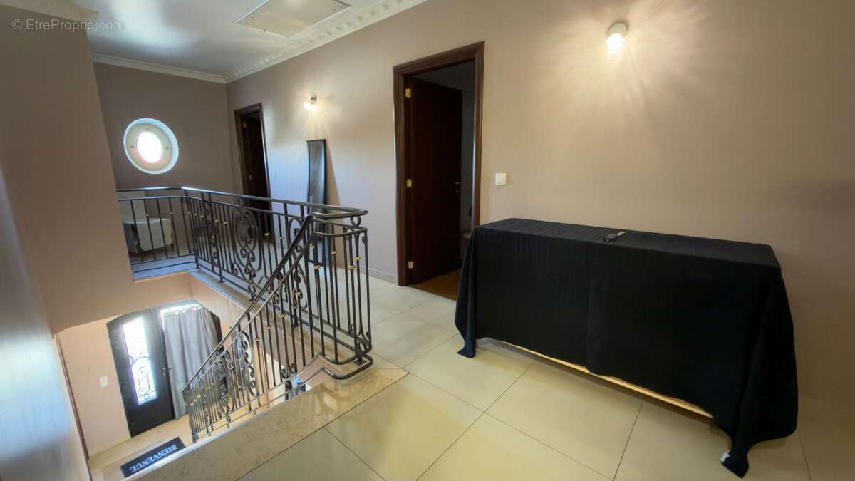 Maison sous sol total, 4 chambres, bureau - photo 12