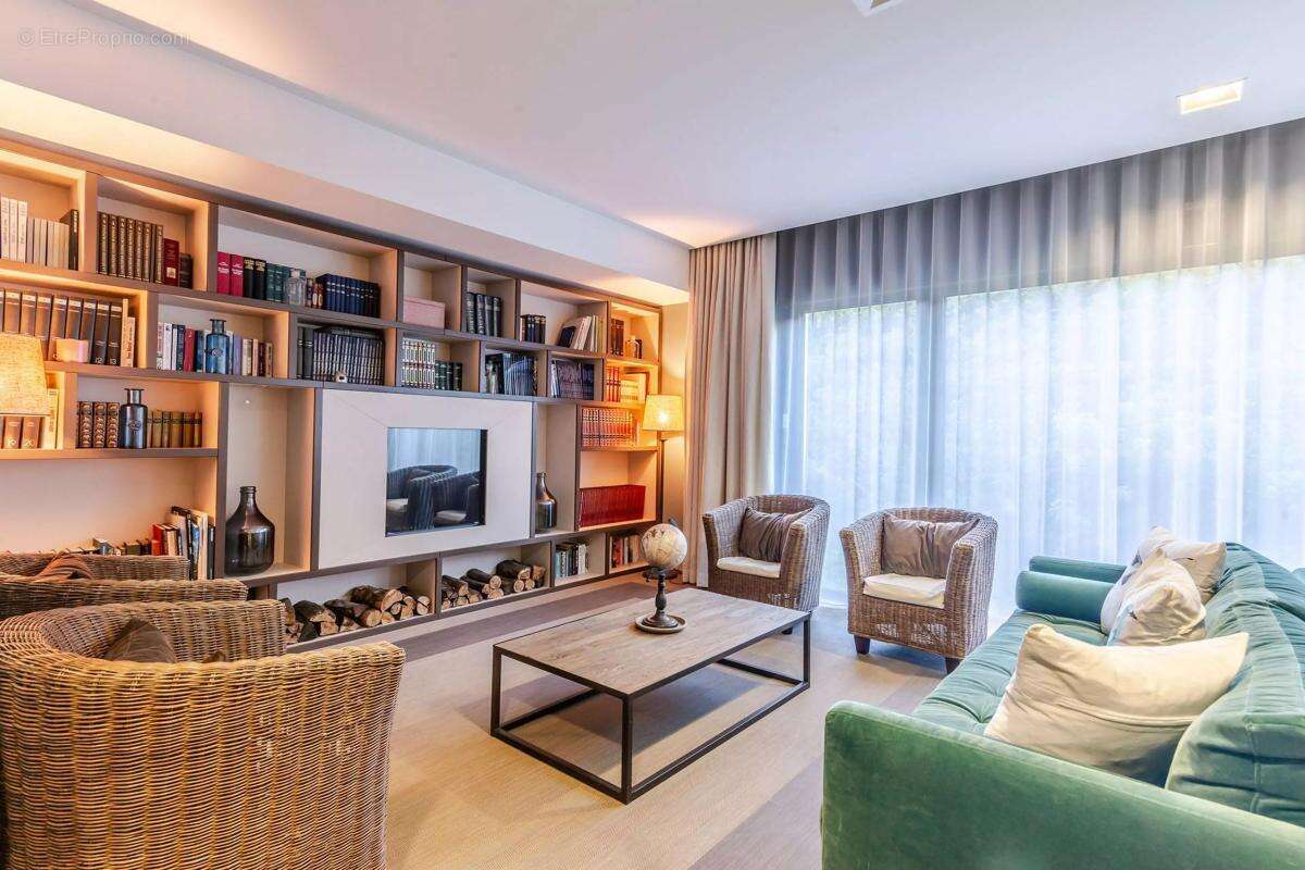 Appartement à SEYNOD