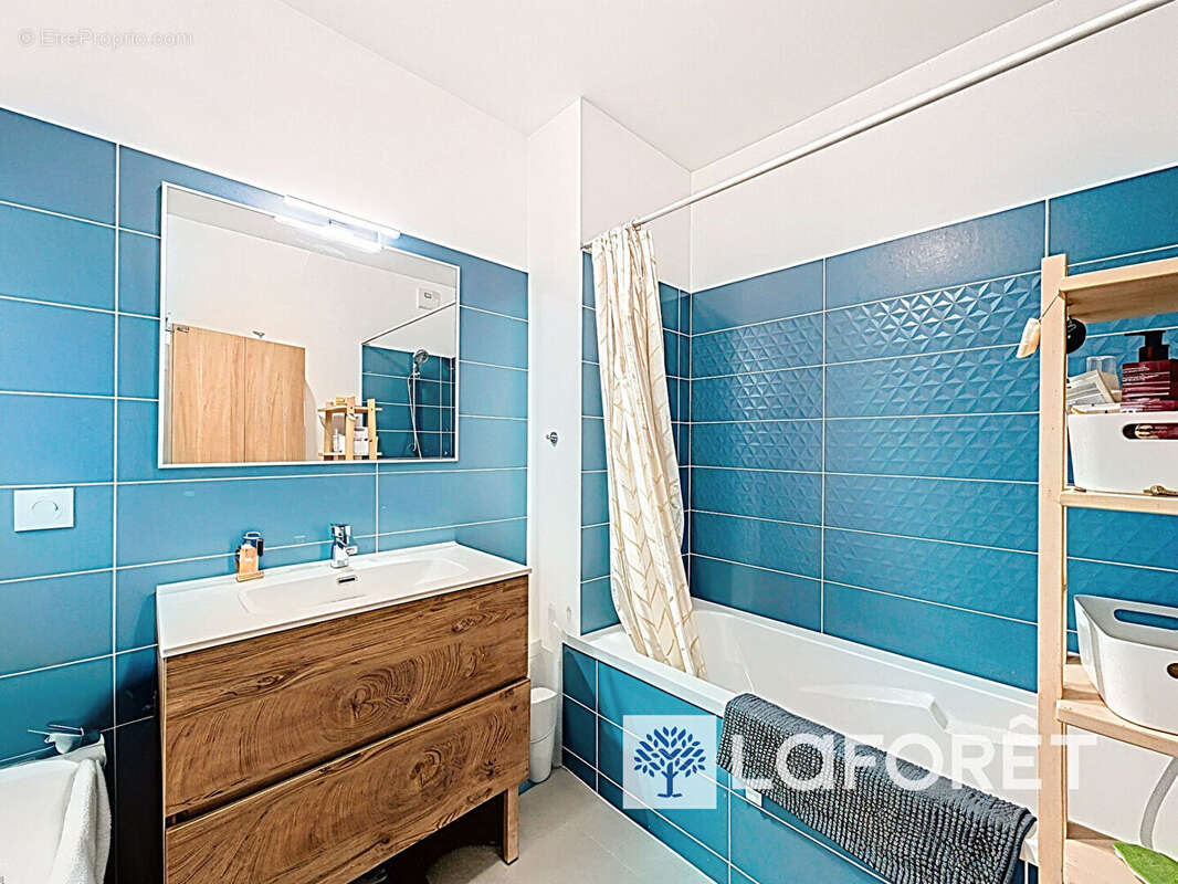 Appartement à CHAMPAGNE-AU-MONT-D'OR