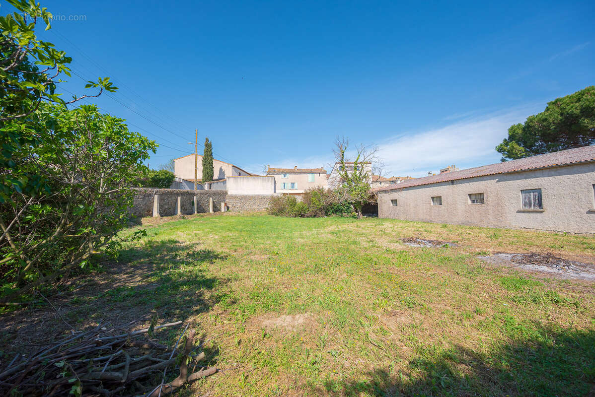 Maison à PEYRIAC-MINERVOIS