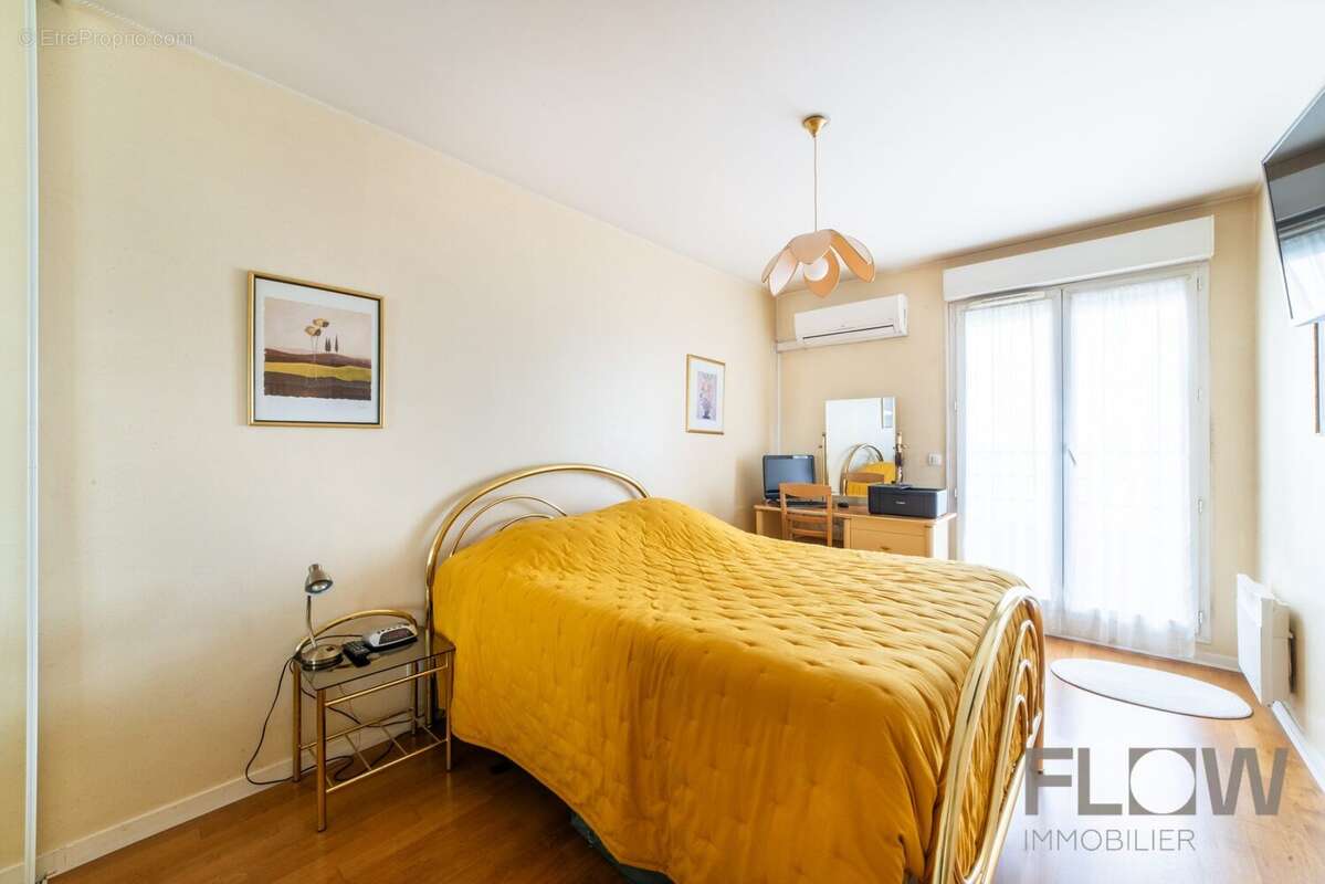 Appartement à COLOMBES