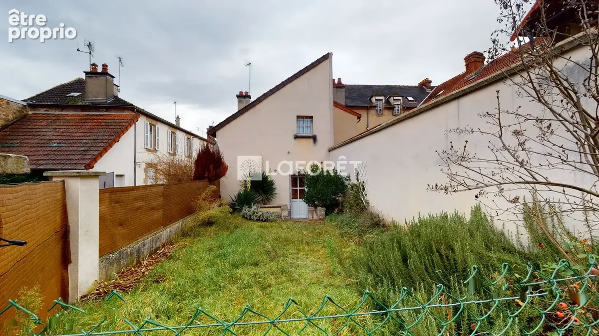 Immeuble Moulins - photo 4