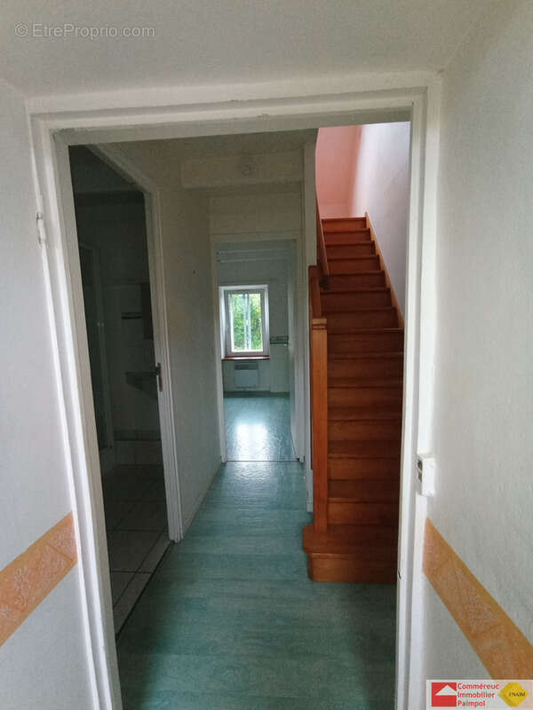 Maison à PLOURIVO