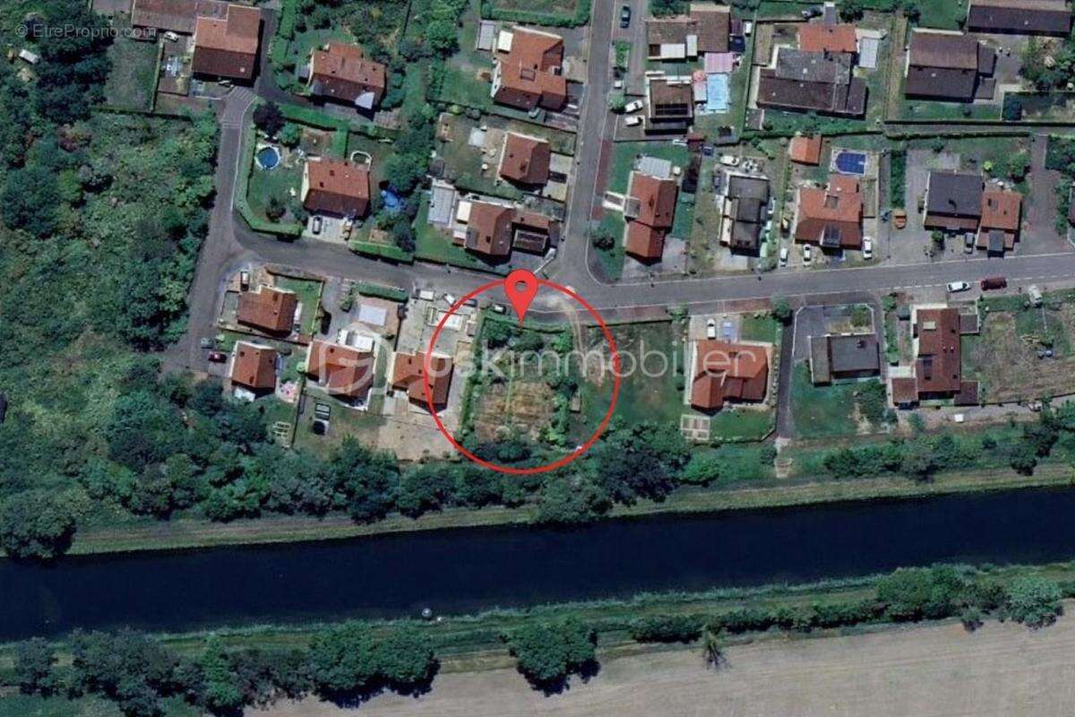 Terrain à MUNTZENHEIM