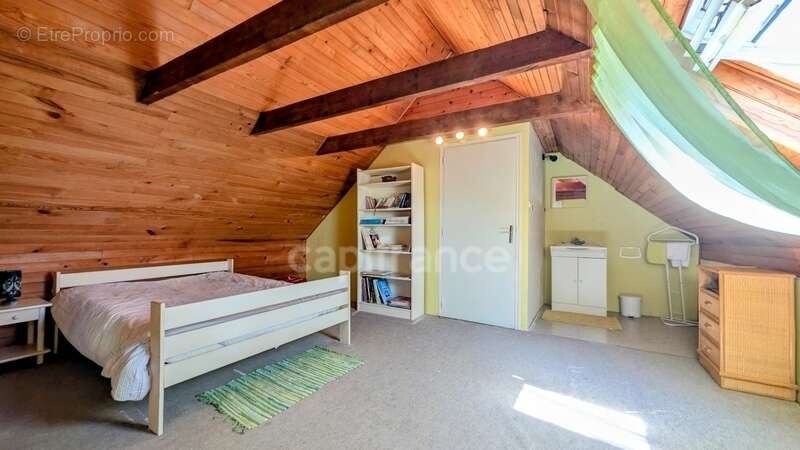 Lanarvilly - Maison 140 m² - 6 Chambres - Terrain 3000 m² - photo 21