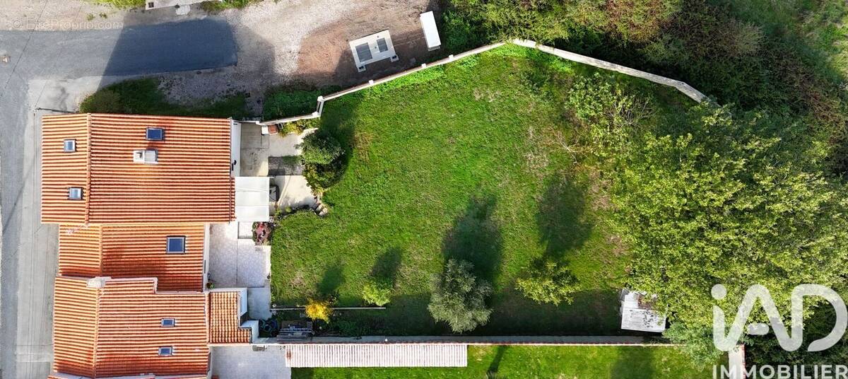 Maison 4 pièces 124 m² · à Sainte-Foy · 124 m² · 324 500 €