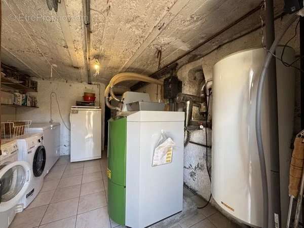 Maison avec garage et jardin attenant - photo 20