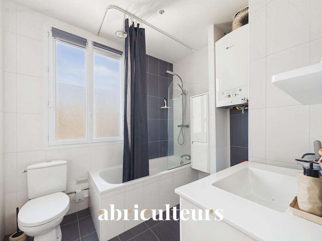 Bel appartement  lumineux de 50,7 m²  en vente à Courbevoie (92400) - photo 6