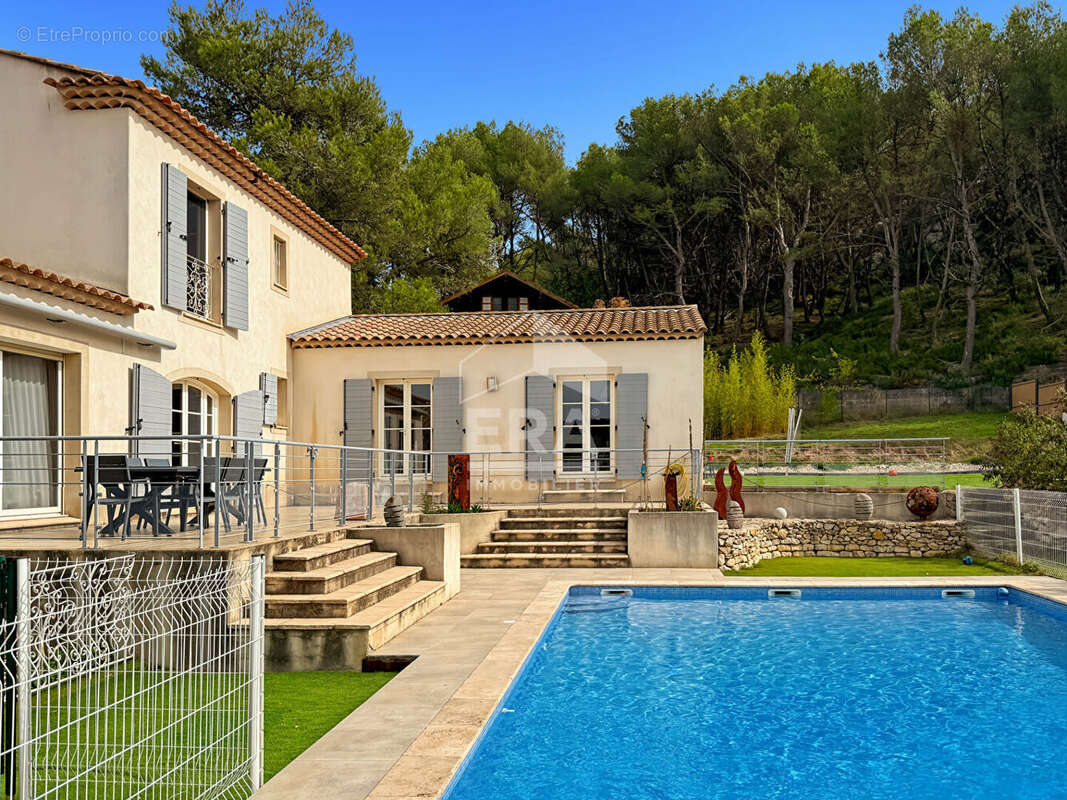 Maison à CABRIES