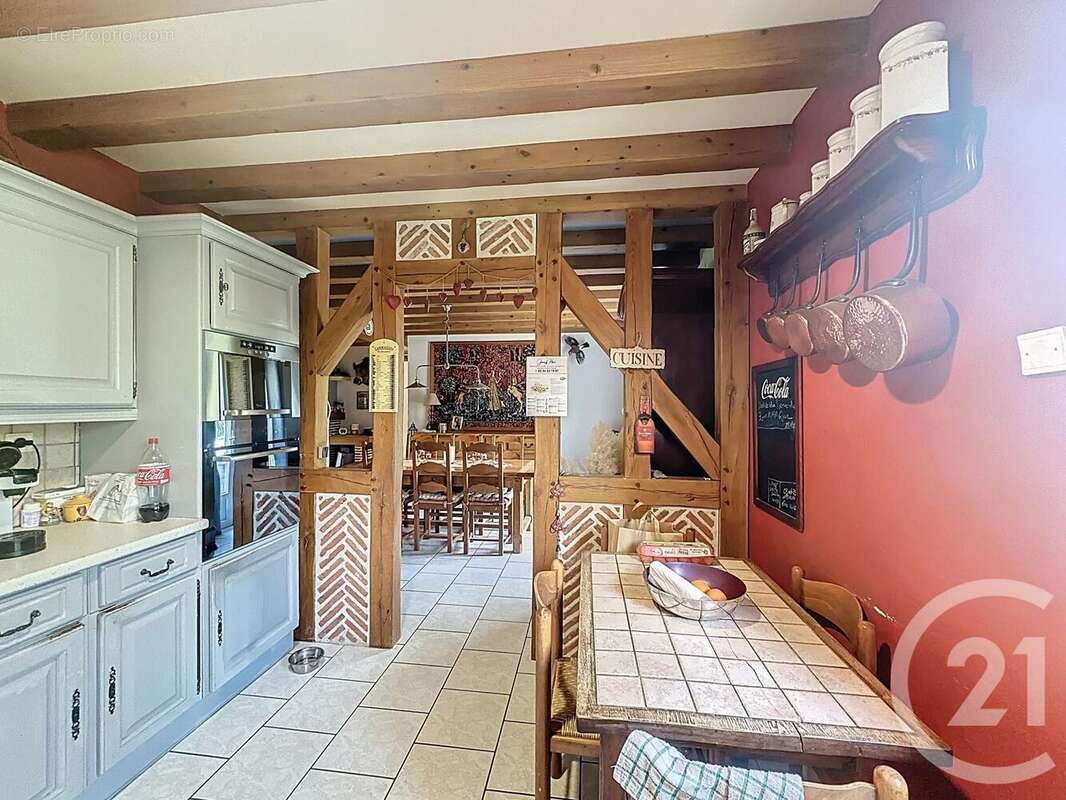 Maison à YVOY-LE-MARRON