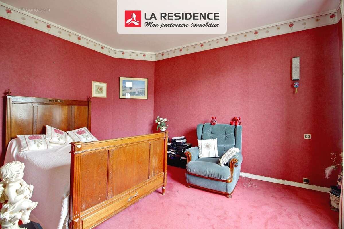 Maison à SAINT-ETIENNE-DU-ROUVRAY