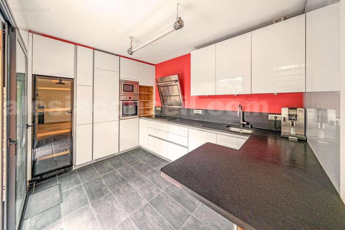 coul13-coh-cuis - Appartement à PARIS-14E