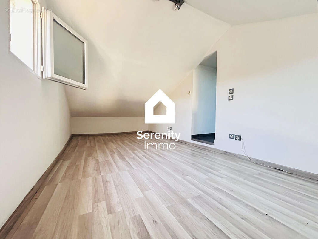 Appartement à MARSEILLE-15E