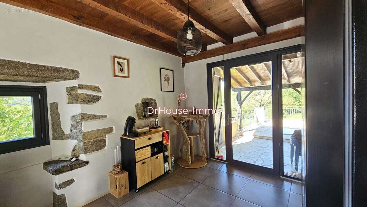 Maison à SAINT-CERE