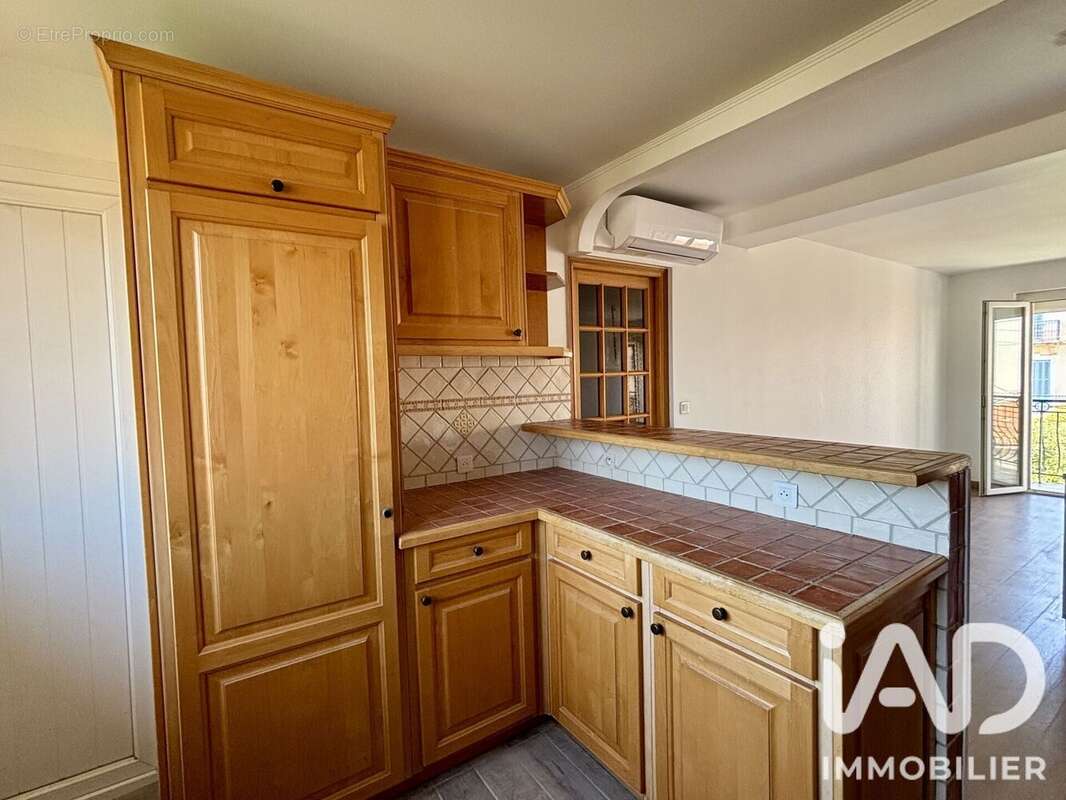 Appartement 81 m² à Toulon  - photo 4
