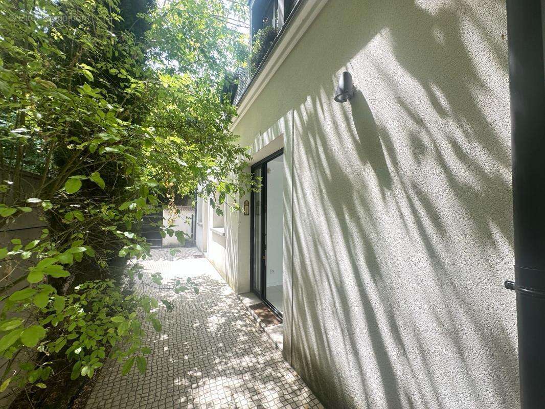 Maison à SAINT-MAUR-DES-FOSSES