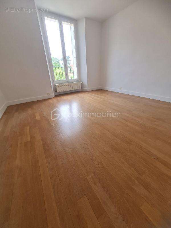 Maison à TOURNAN-EN-BRIE