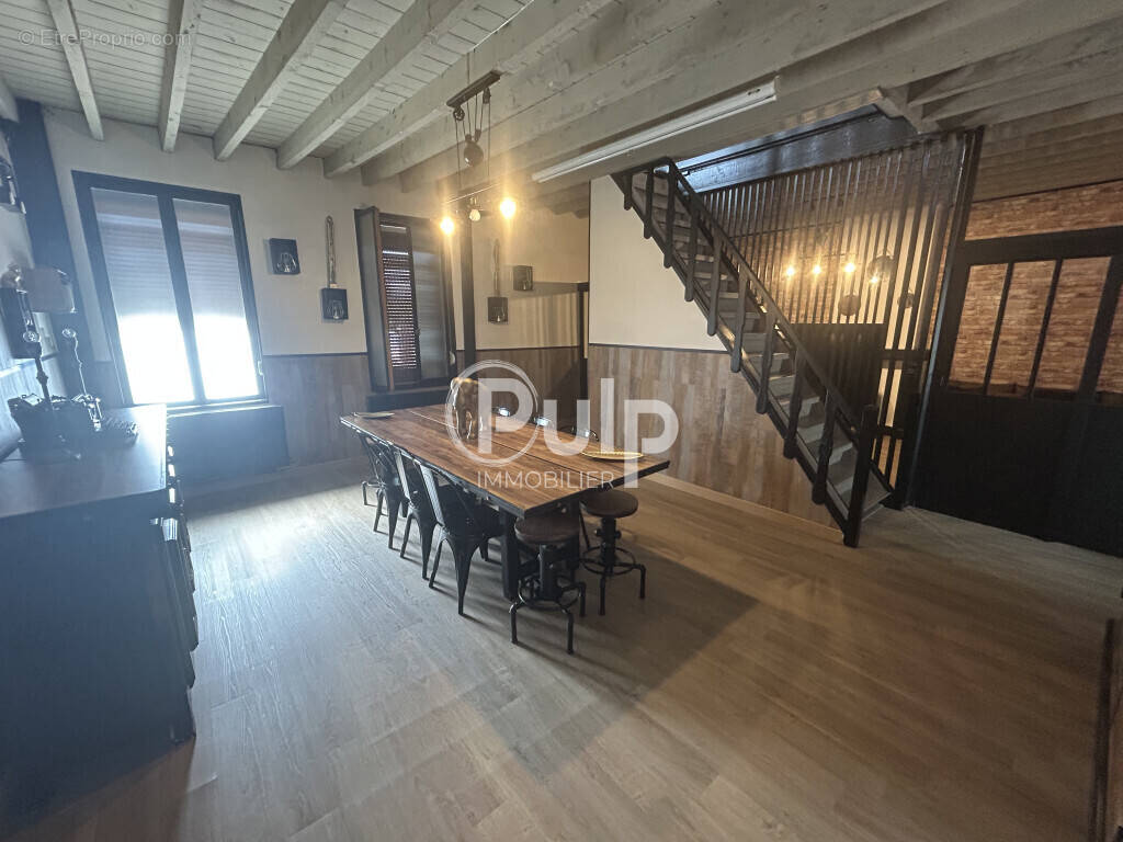 Maison à SAILLY-LABOURSE